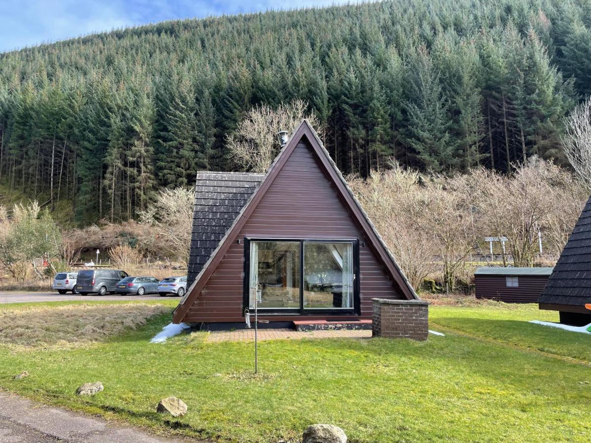 Caledonia Lodge Spean Bridge Exterior photo